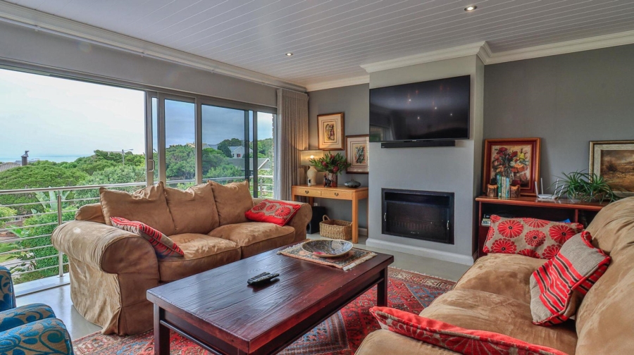 4 Bedroom Property for Sale in Hersham Western Cape